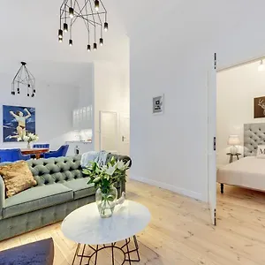  Apartment Navy Group - Dluga 35